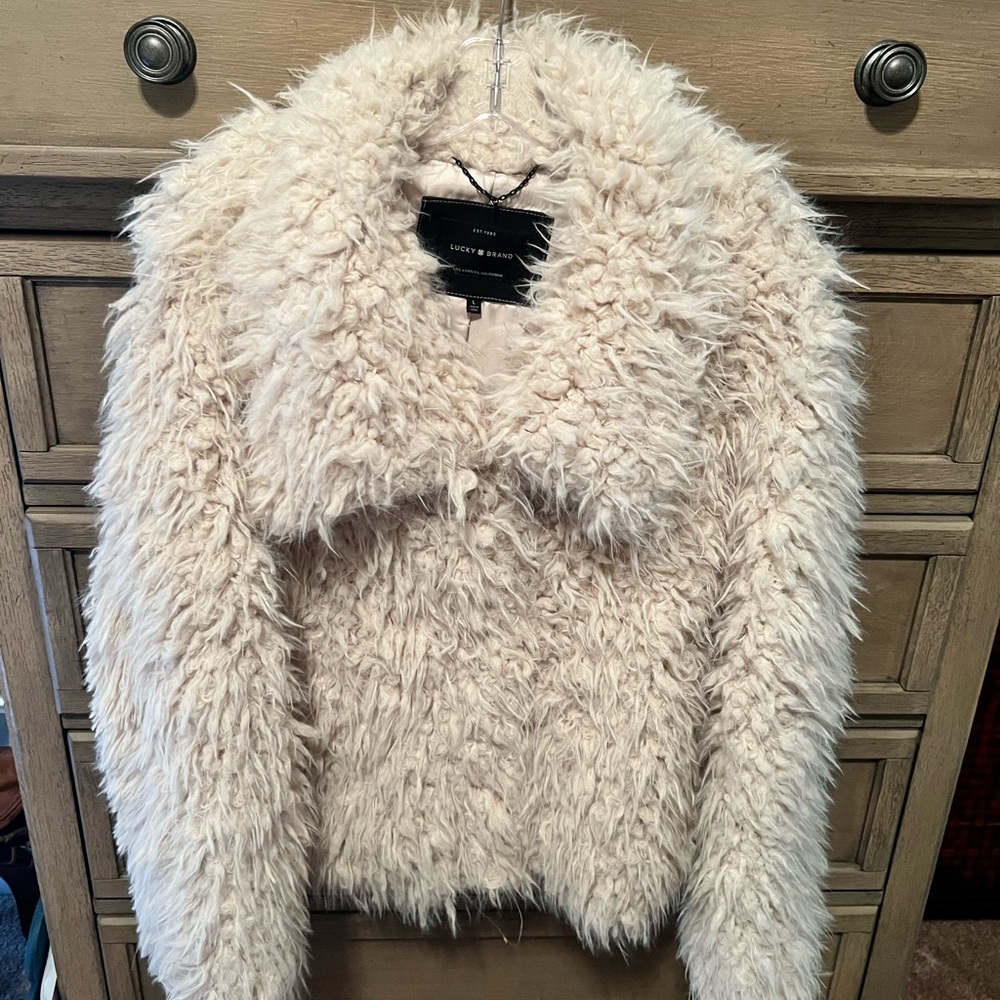 Lucky Brand Faux Fur New No Tags